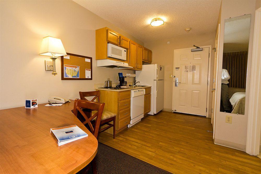 Candlewood Suites Harrisonburg By Ihg Exterior foto