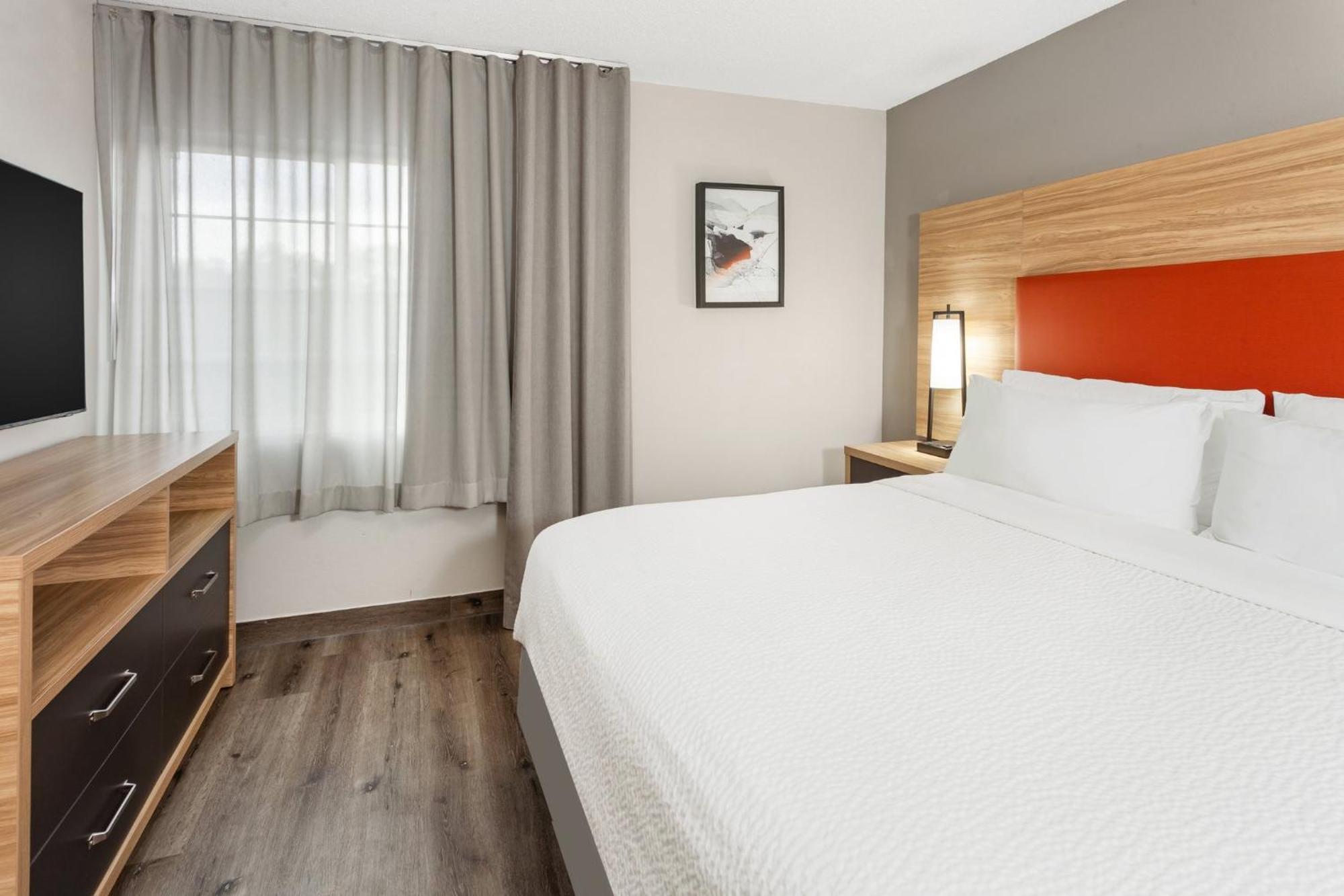 Candlewood Suites Harrisonburg By Ihg Exterior foto